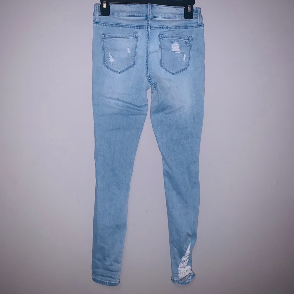Jeans - Picture 2 of 3